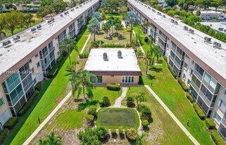 4502 N Federal Hwy in Lighthouse Point, FL - Building Photo