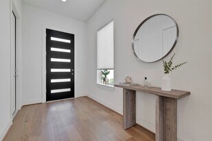 8706 Ojeman Crk Ln in Houston, TX - Building Photo