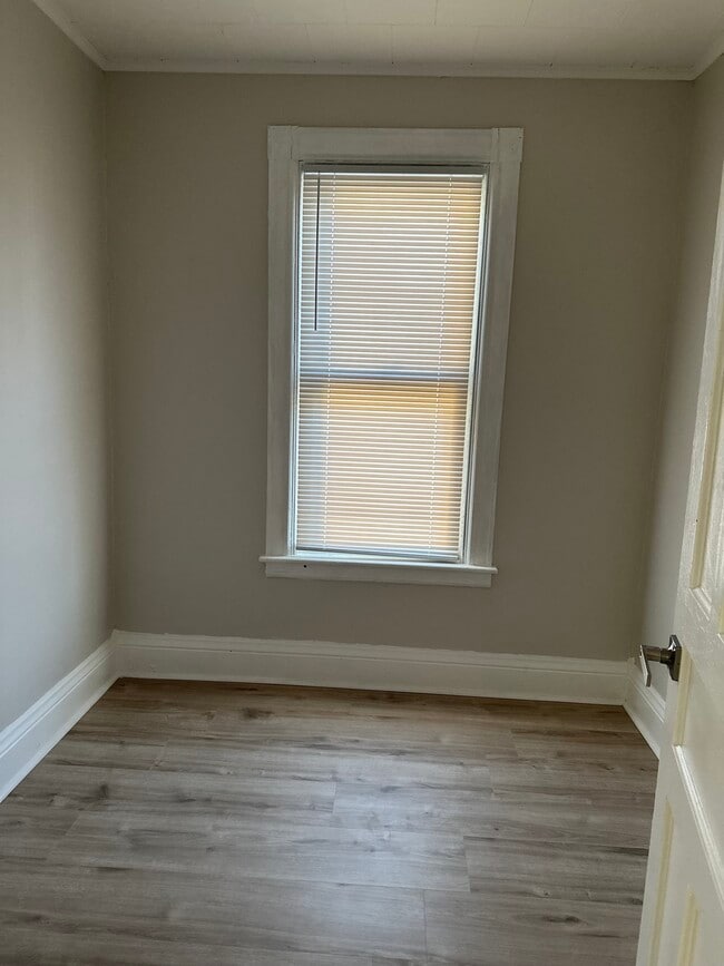 1022 Mathews Ave in Utica, NY - Building Photo - Building Photo