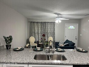 2146 Thelma St in Jacksonville, FL - Building Photo - Building Photo