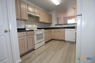 301 Mesquite Cir in Copperas Cove, TX - Building Photo - Building Photo