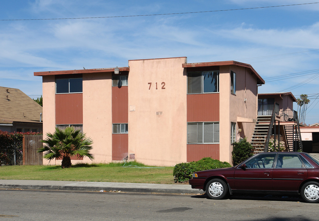 712 S G St in Oxnard, CA - Foto de edificio