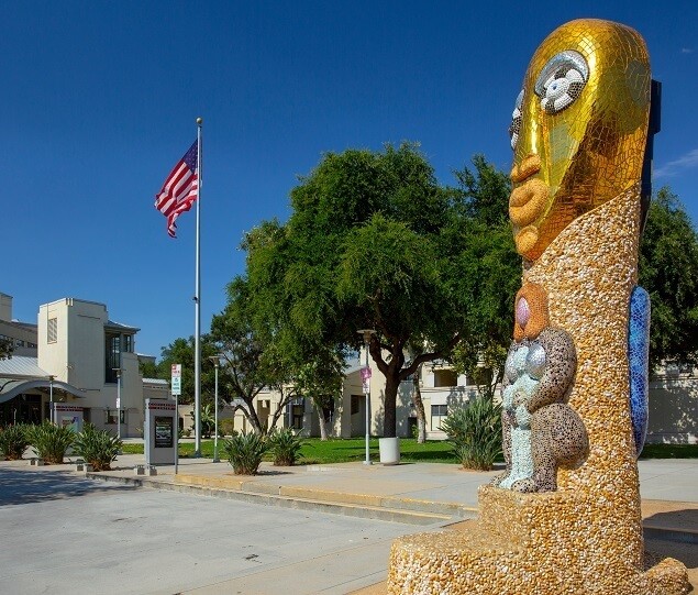 Apartamentos Alquiler en Central Escondido, CA