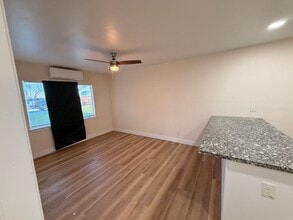 2844 Rio Linda Blvd in Sacramento, CA - Building Photo - Building Photo