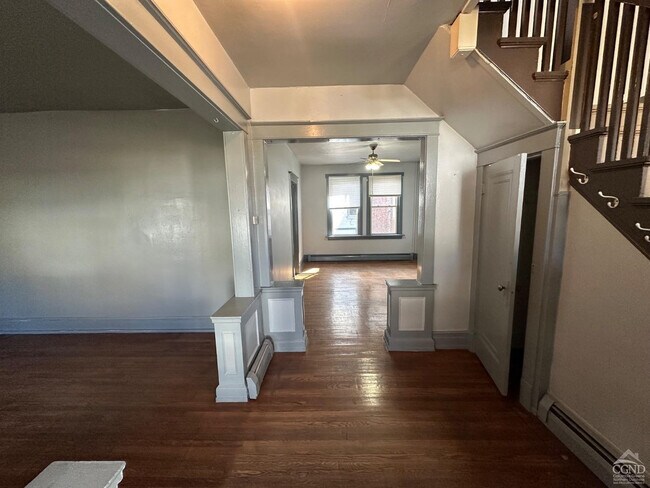 28 Parkwood Blvd in Hudson, NY - Building Photo - Building Photo