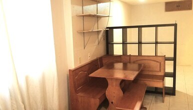 11127 Sunshine Terrace in Los Angeles, CA - Building Photo - Building Photo