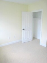 43 Pitman St, Unit 202 in Somerville, MA - Building Photo - Building Photo