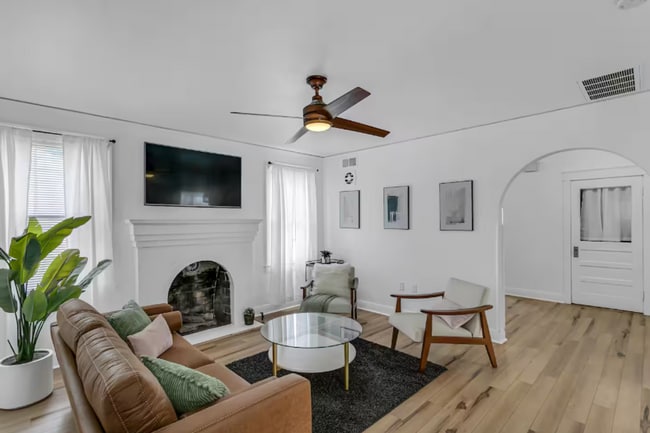 7201 N Highland Ave in Tampa, FL - Building Photo - Building Photo