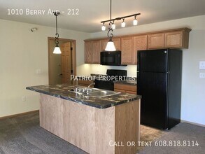 1010 Berry Ave in Tomah, WI - Building Photo - Building Photo