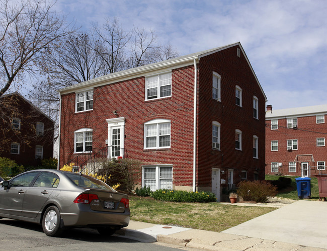 2019 5th St S in Arlington, VA - Building Photo - Building Photo