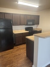 Jefferson Park Apartments in Perryton, TX - Building Photo - Building Photo