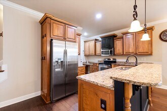 1056 Linlen Ave in Mobile, AL - Building Photo - Building Photo