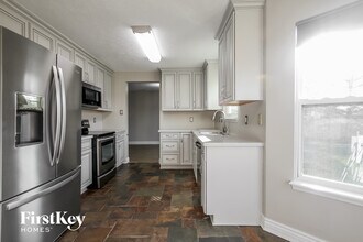 6 Wyndham Dr in Brownsburg, IN - Foto de edificio - Building Photo