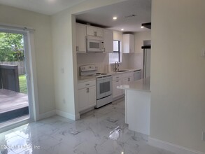 8 Dolphin Blvd Ct in Ponte Vedra Beach, FL - Building Photo - Building Photo