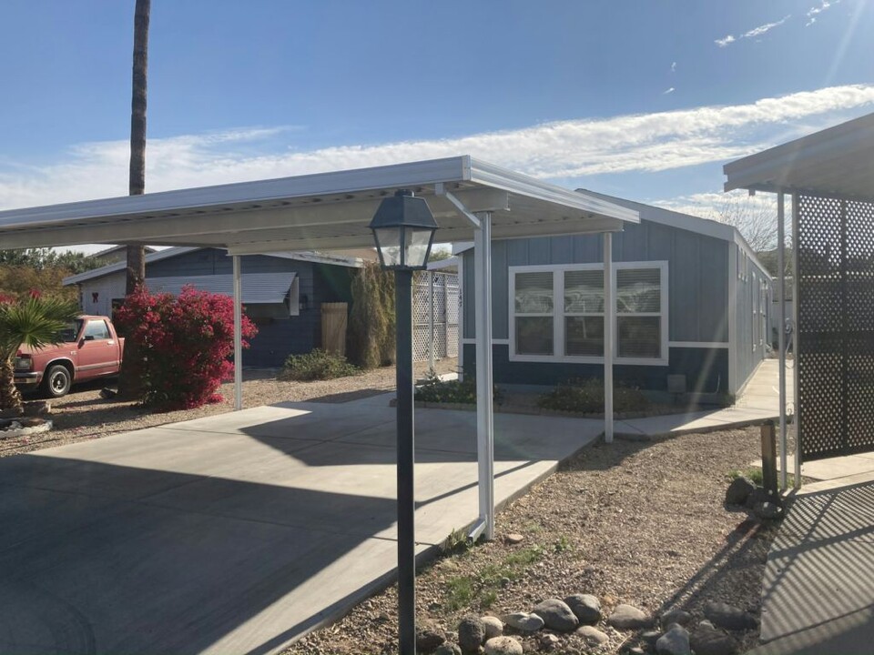 11411 N 91st Ave in Peoria, AZ - Building Photo