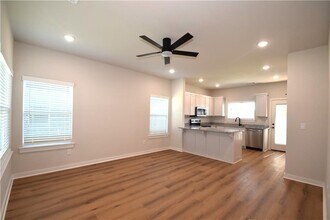 540 Cosmos St in Centerton, AR - Building Photo - Building Photo