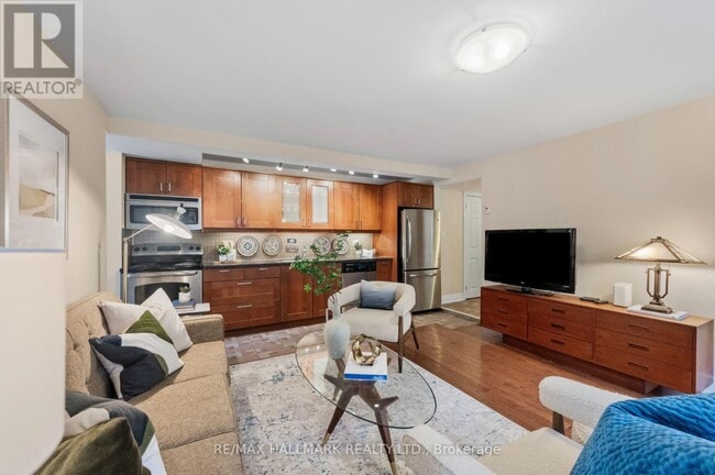 property at 27A Ridout St