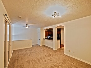 3953 W Watkins Way in West Jordan, UT - Building Photo - Building Photo