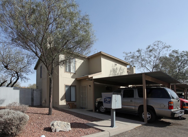 Limberlost Park in Tucson, AZ - Foto de edificio - Building Photo