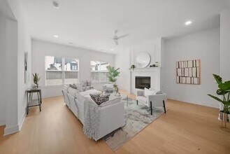 3705 SW Daybreak Blvd in Bentonville, AR - Building Photo - Building Photo