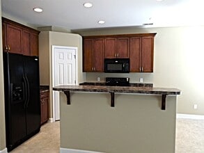 35 Summer Hill Ct in Richmond Hill, GA - Building Photo - Building Photo