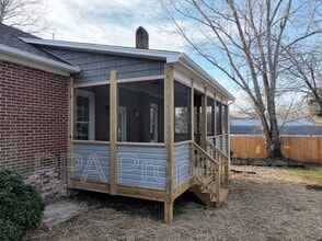 306 S 1st St in Mebane, NC - Building Photo - Building Photo