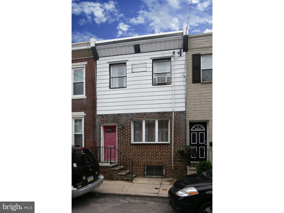 1714 S Mole St in Philadelphia, PA - Building Photo