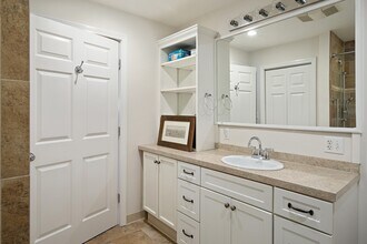 97 Winthrop Shore Dr in Winthrop, MA - Building Photo - Building Photo