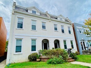 2623 Floyd Ave in Richmond, VA - Building Photo - Building Photo