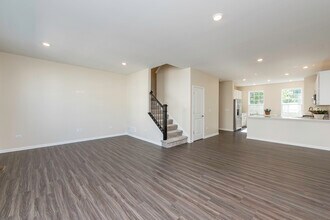 804 Neubauer Circle in Lindenhurst, IL - Building Photo - Building Photo