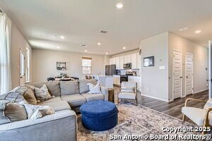 4230 Admirals Bnd in Converse, TX - Building Photo - Building Photo