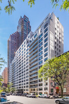 420 E 72nd St Apartamentos