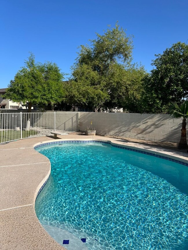 property at 2171 E 27th St