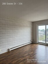 280 Sherk St in Leamington, ON - Building Photo - Building Photo