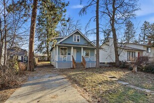 3027 S Arthur St in Spokane, WA - Building Photo