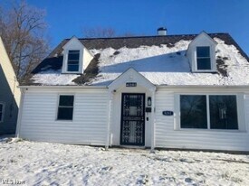 4281 Cricket Ln in Warrensville Heights, OH - Building Photo