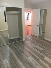 349 W Lomita Ave in Glendale, CA - Foto de edificio - Building Photo