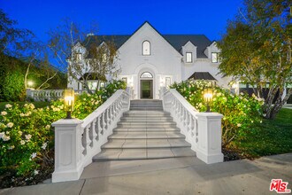 4608 Westchester Dr in Los Angeles, CA - Building Photo - Building Photo