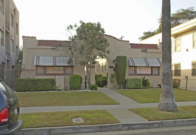 1135-1137 Lodi Pl in Los Angeles, CA - Building Photo - Building Photo