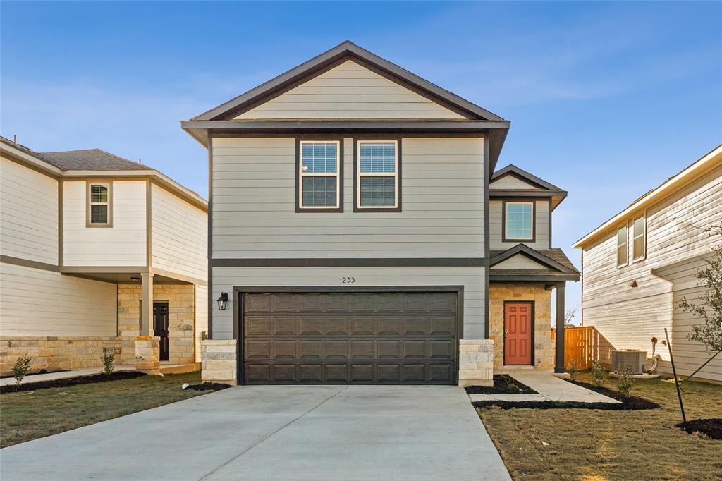 233 Kellys Heroes Wy in Jarrell, TX - Building Photo