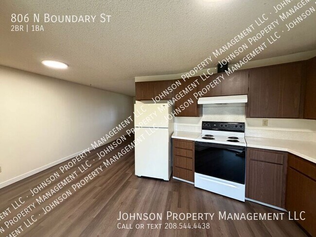 806 N Boundary St in Nampa, ID - Building Photo - Building Photo