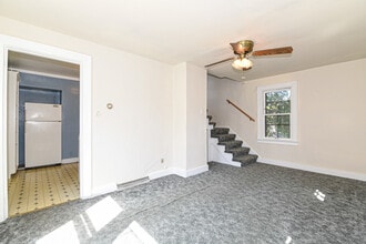 170 N 69th St, Unit Back House in Milwaukee, WI - Foto de edificio - Building Photo