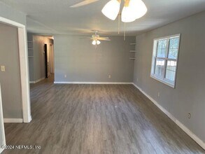827 Hillsborough Ave in Florahome, FL - Building Photo - Building Photo