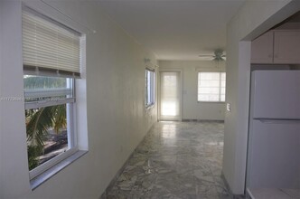 1130 11th St in Miami Beach, FL - Foto de edificio - Building Photo