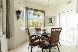 3830 Sawgrass Way in Naples, FL - Foto de edificio - Building Photo