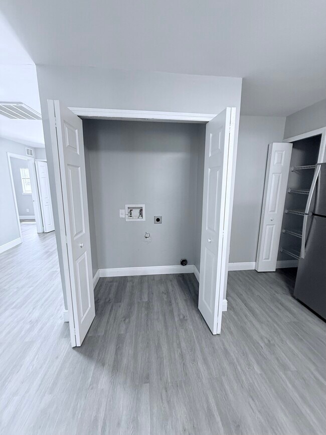 5316 28th St SW in Lehigh Acres, FL - Building Photo - Building Photo