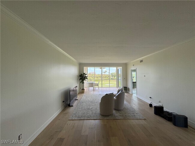 4140 Bayhead Dr
