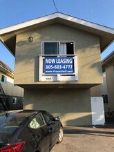 6647 Del Playa Dr in Goleta, CA - Building Photo - Building Photo