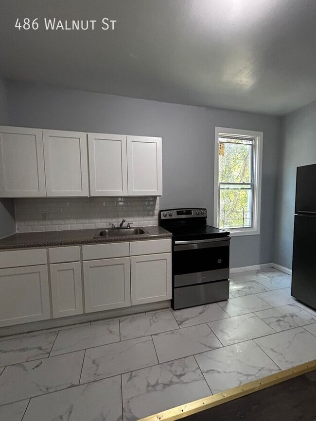 property at 486 Walnut St