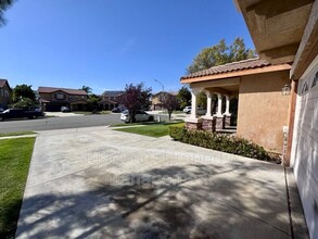37876 Amberleaf Ct in Murrieta, CA - Building Photo - Building Photo